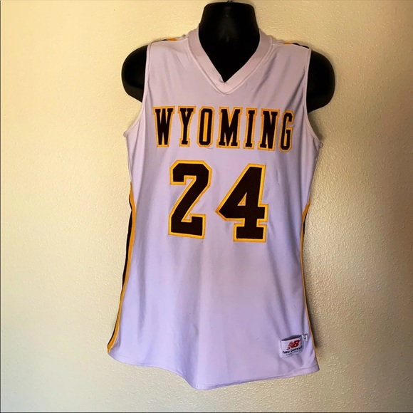 wyoming basketball jersey